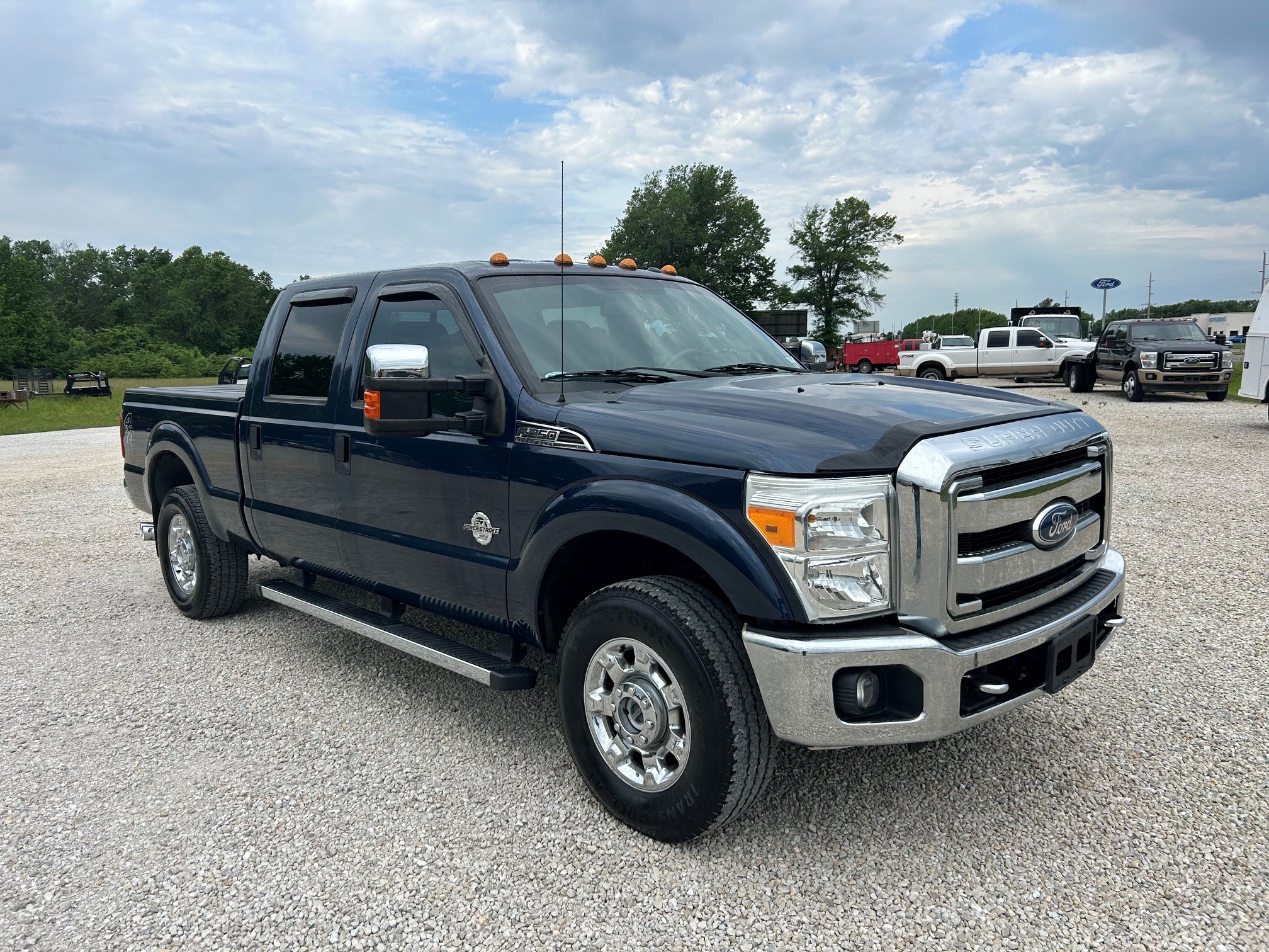2016 Ford F-250 XLT 4x4 Crew Cab 8' Box's photo
