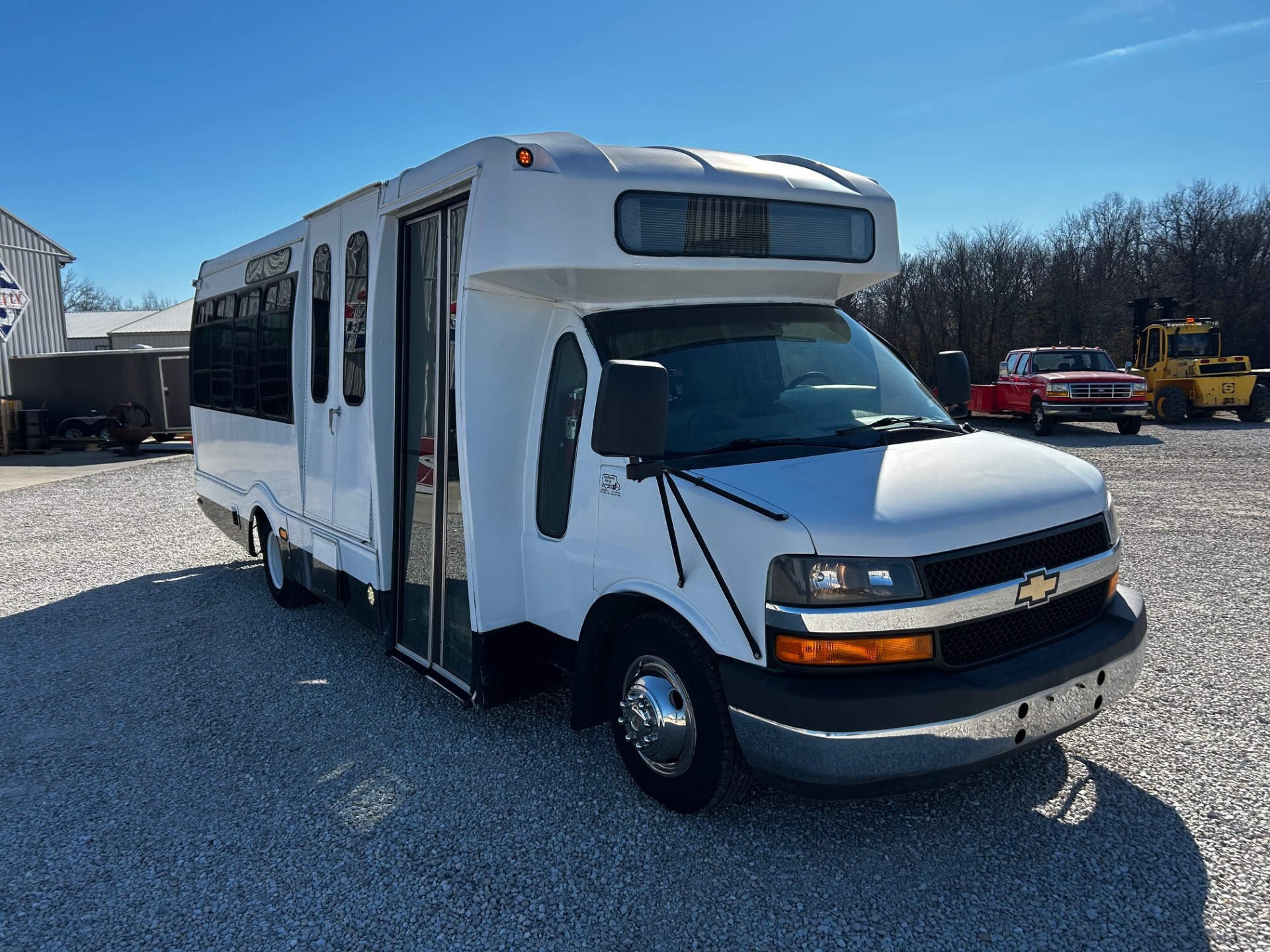 2012 Chevrolet Express's photo