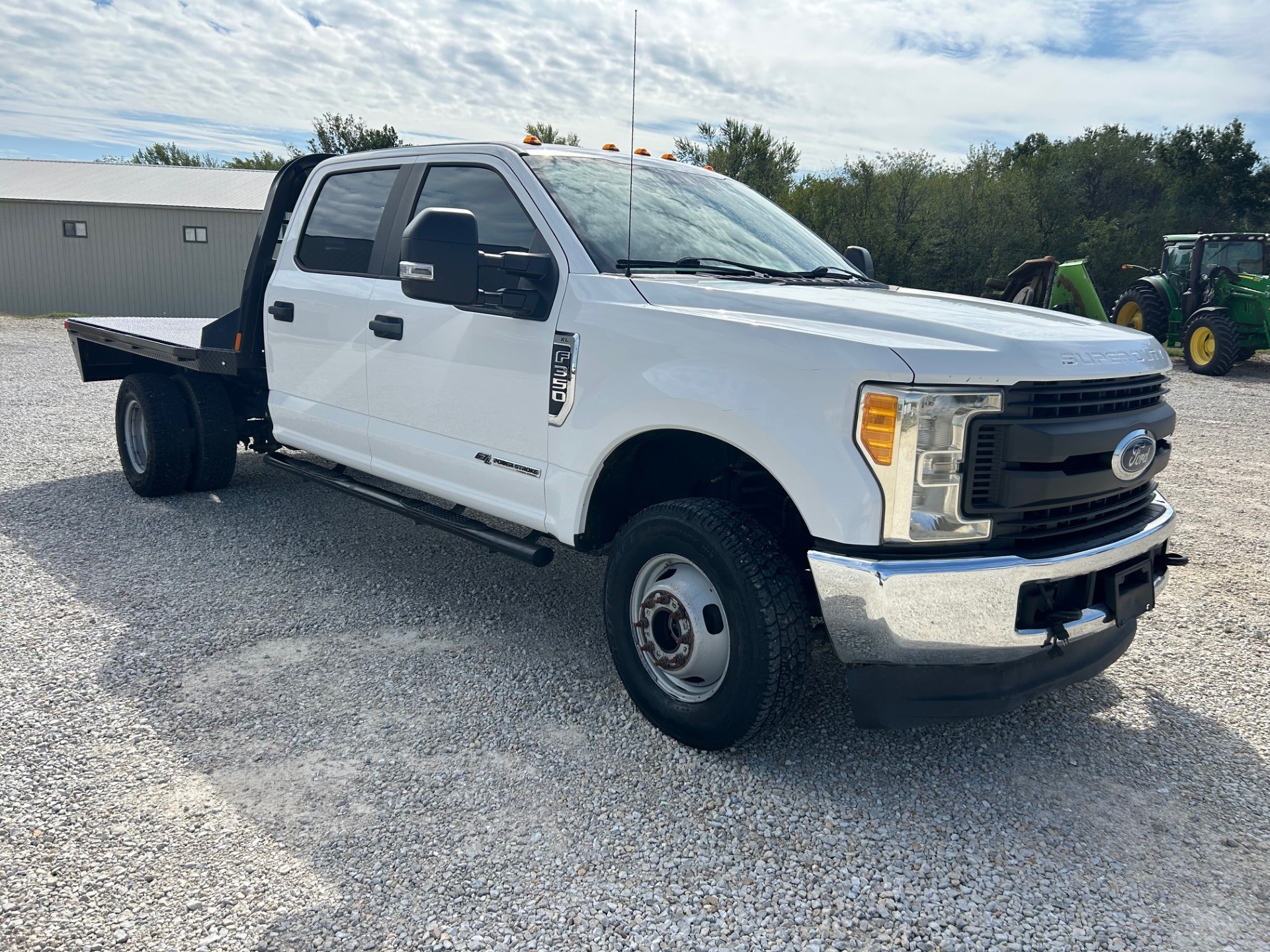 2017 Ford F-350 Super Duty Chassis Cab XL's photo