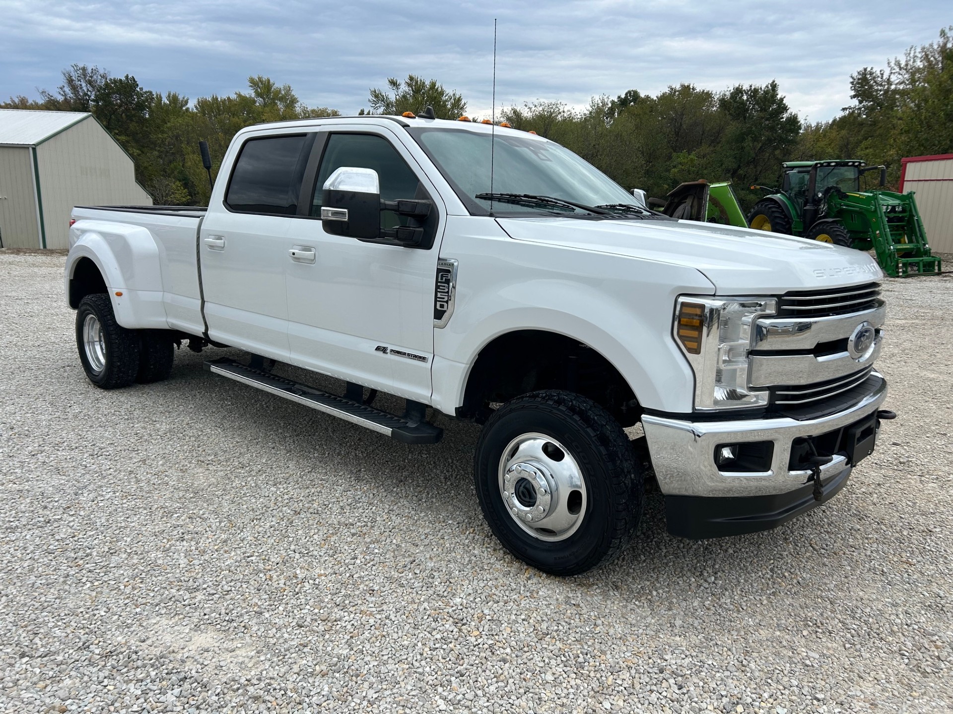 2019 Ford F-350 Super Duty Lariat